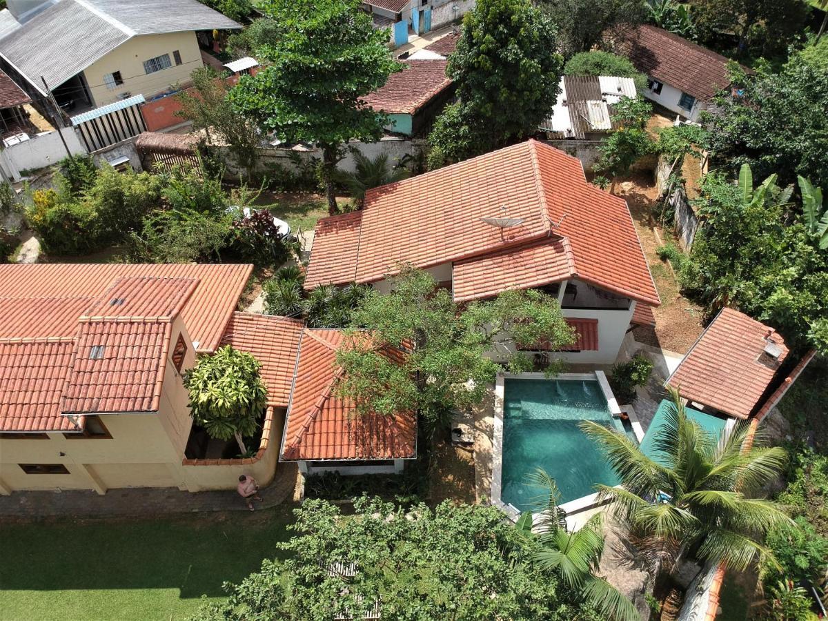 Piscina Climatizada, Jacuzzi E Com Grande Area Verde 乌巴图巴 外观 照片